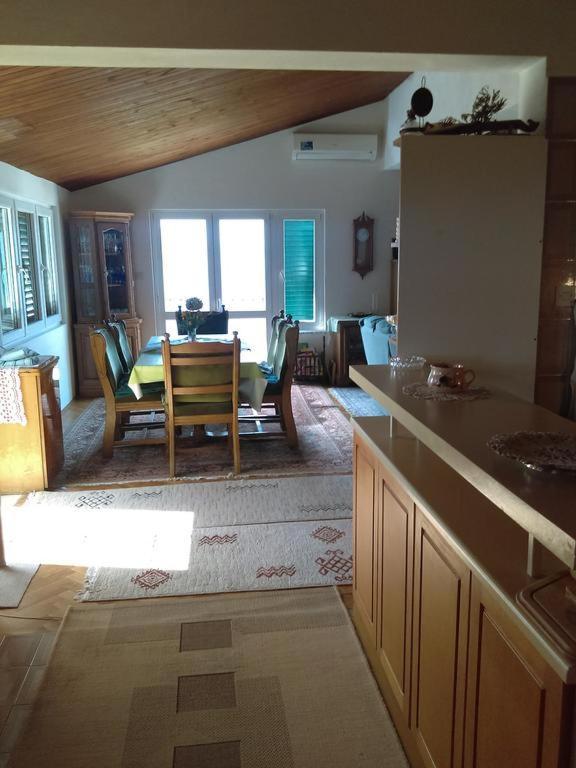 Villa Bratus Промайна Екстериор снимка